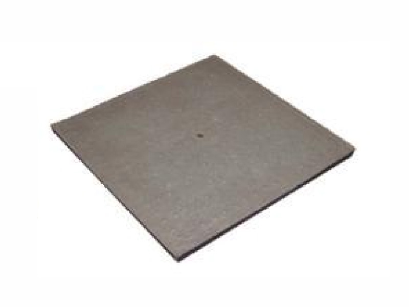 Graphite grounding body