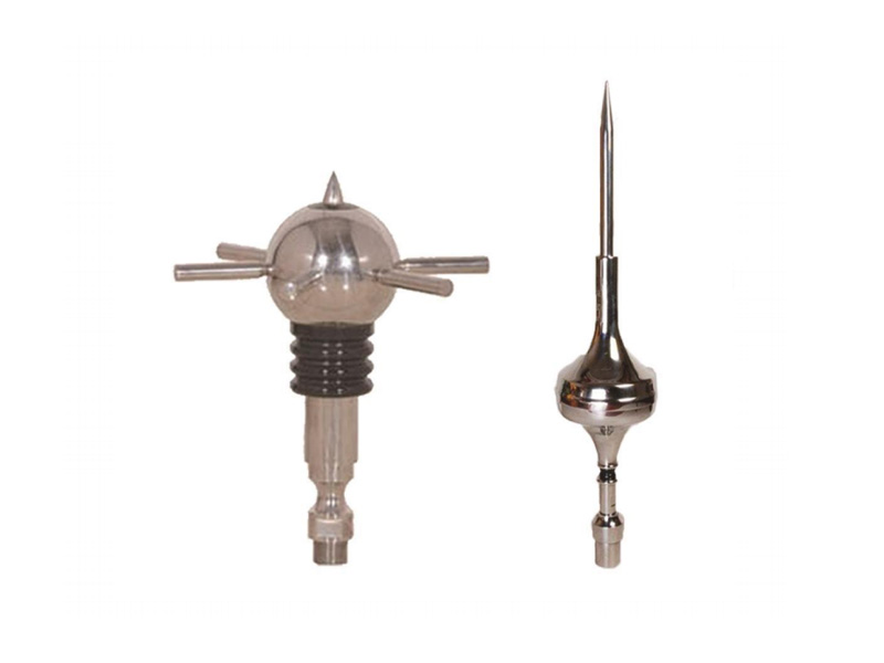 Equipotential bonding of lightning protection devices