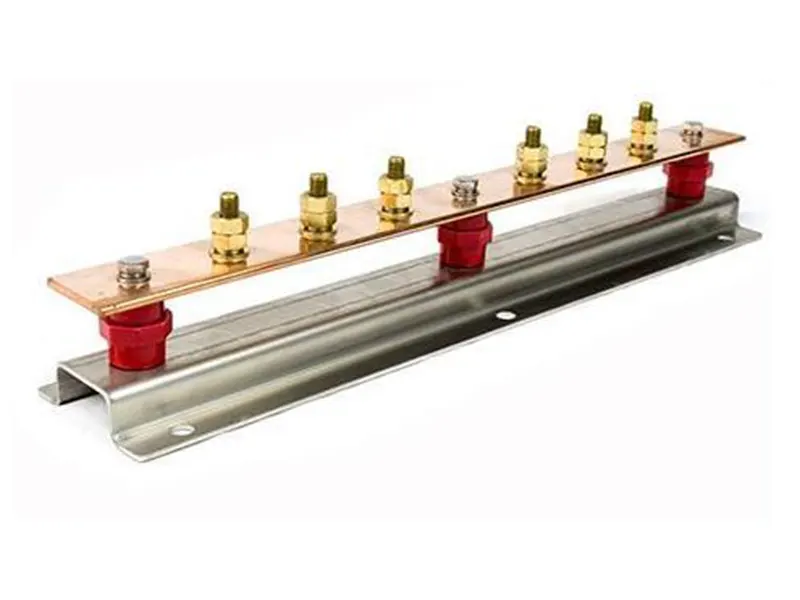 Grounding busbar